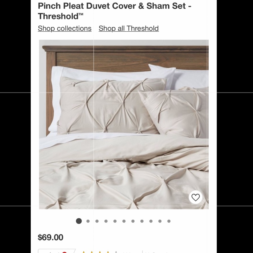Pinched pleated duvet cover and sham set.